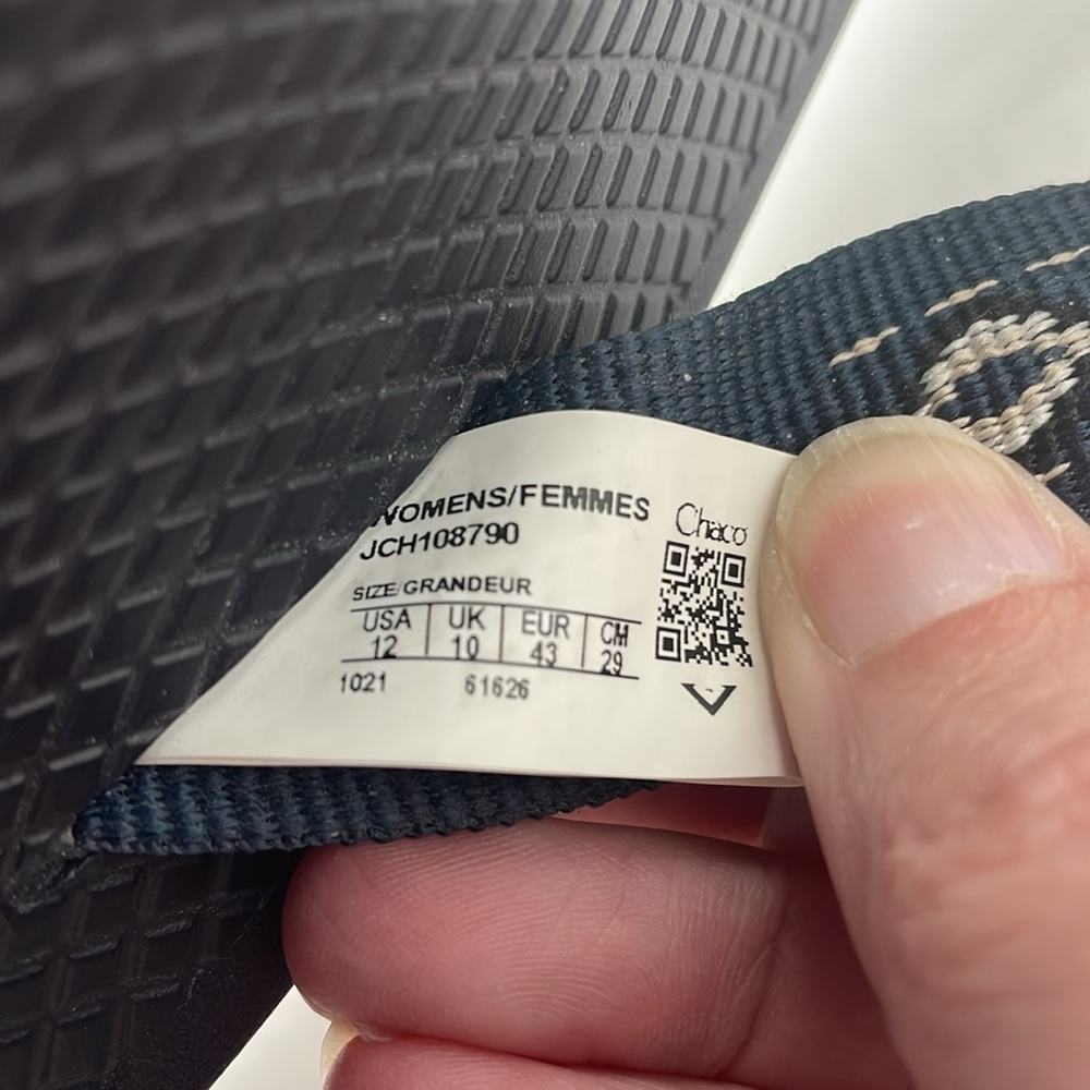 Chaco Women’s Classic Flip Flops Oculi Navy 12 - Picture 4 of 4
